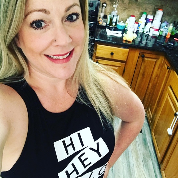 Meet your Posher, Kacy - Picture 5 of 6